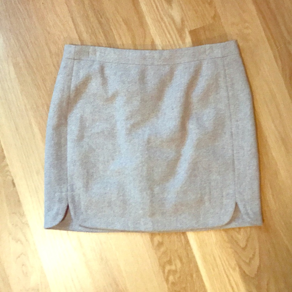 J Crew sz 6 beige wool mini skirt